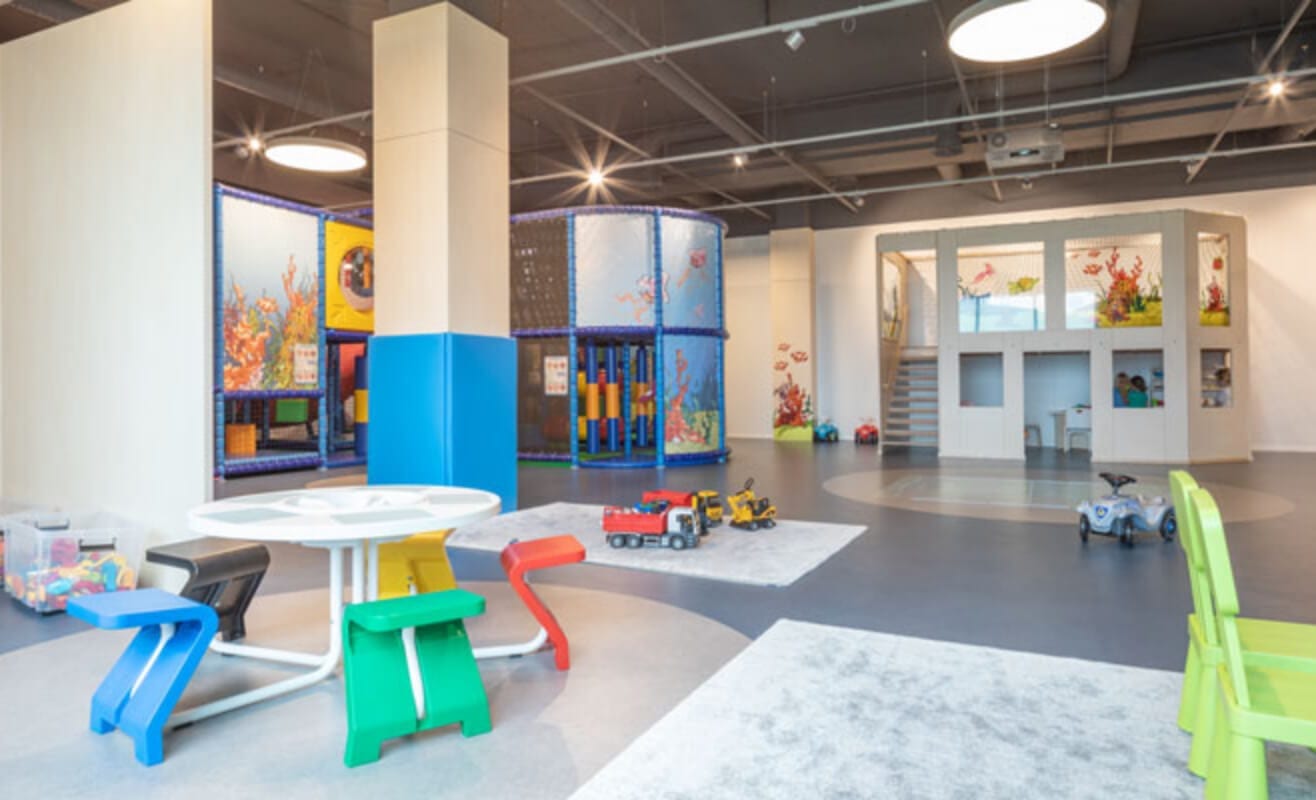 Services - Seedamm-Center 3